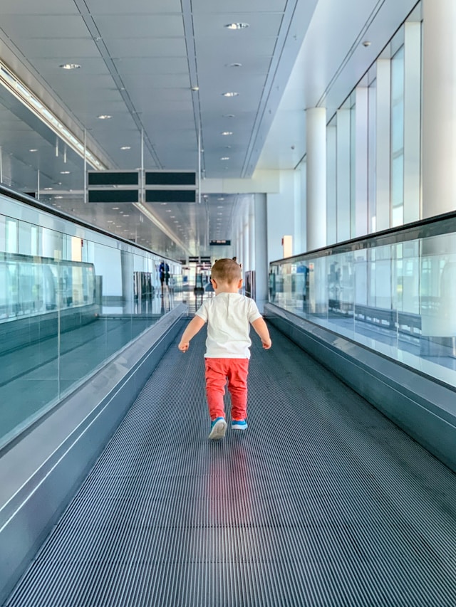 baby in airport